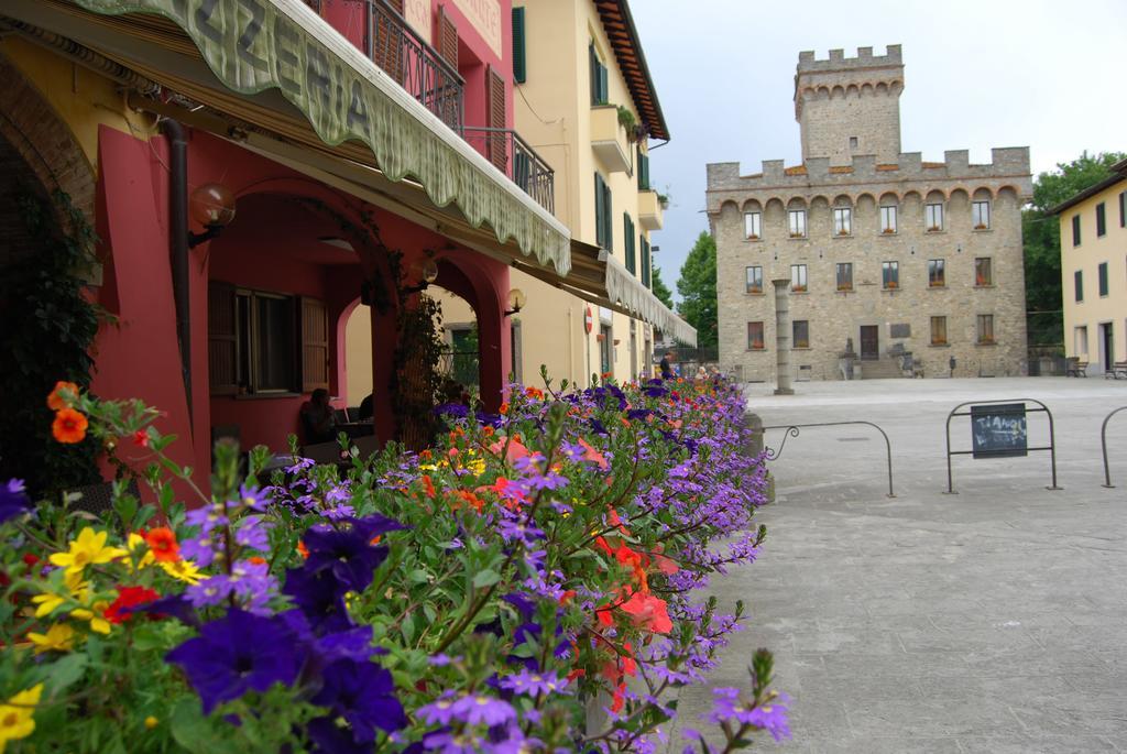 Albergo Ristorante La Rocca Firenzuola Exterior photo